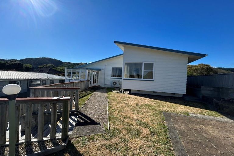 Photo of property in 54 Aorangi Road, Paraparaumu, 5032