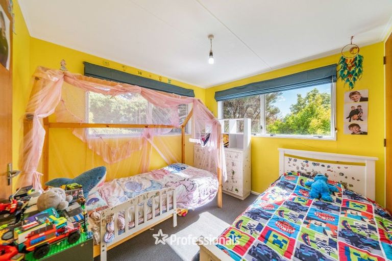 Photo of property in 118 Holborn Drive, Stokes Valley, Lower Hutt, 5019