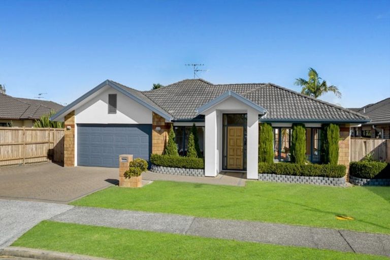 Photo of property in 7 Duntrune Road, Flat Bush, Auckland, 2016