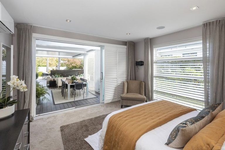 Photo of property in 55 Merivale Lane, Merivale, Christchurch, 8014