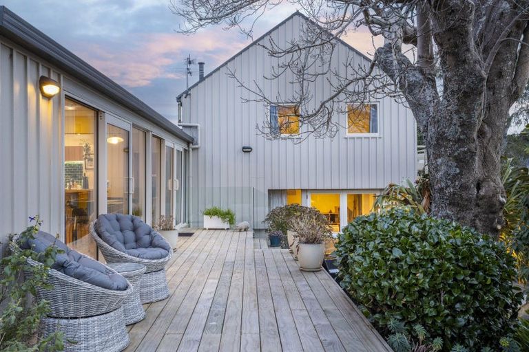 Photo of property in 38 Plympton Street, Brooklands, New Plymouth, 4310