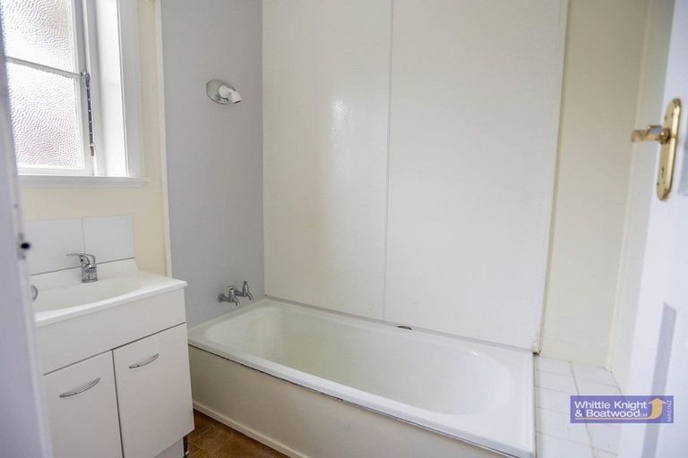 Photo of property in 121b Elizabeth Street, Riccarton, Christchurch, 8041