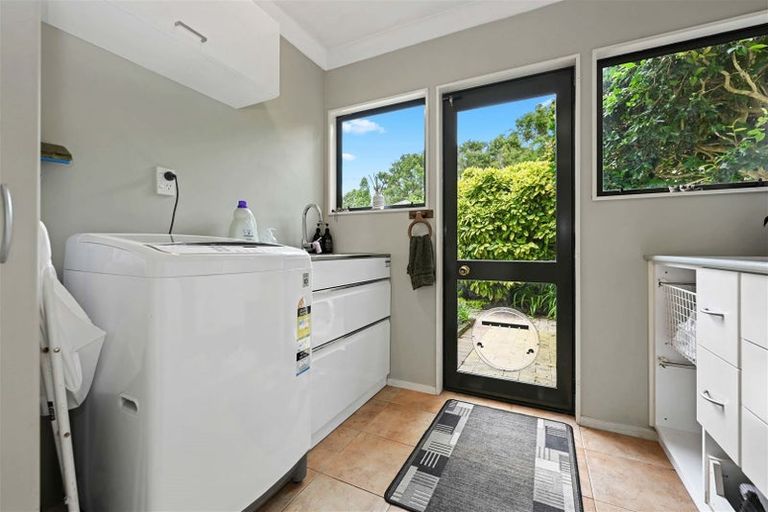 Photo of property in 17 Millthorpe Crescent, Pukete, Hamilton, 3200