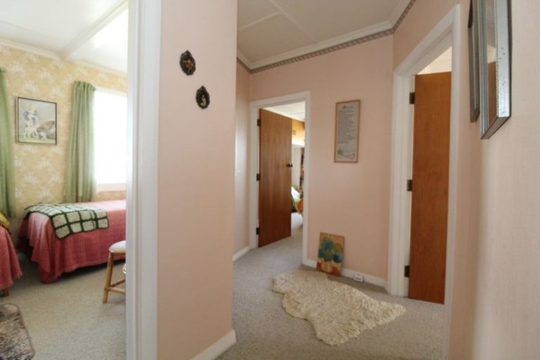 Photo of property in 37 Opie Street, Waimate, 7924