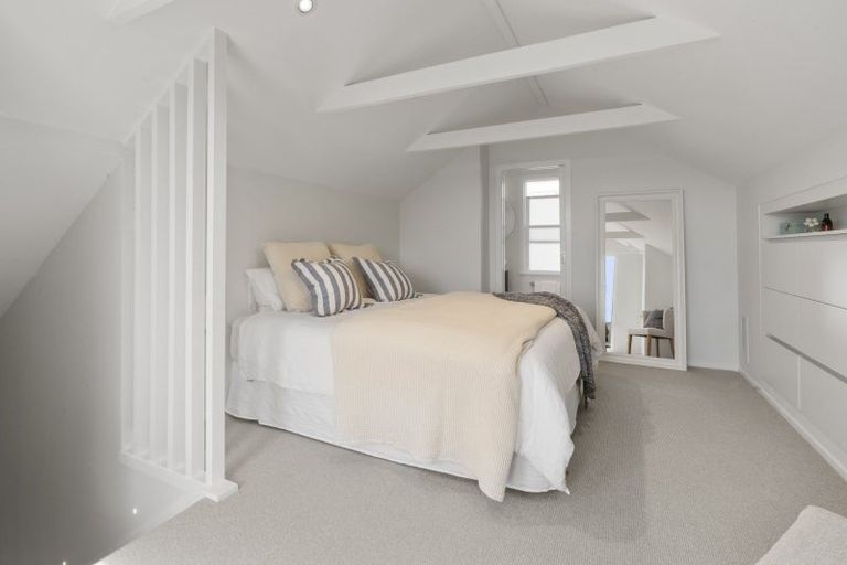 Photo of property in 8 Rutland Road, Stanley Point, Auckland, 0624