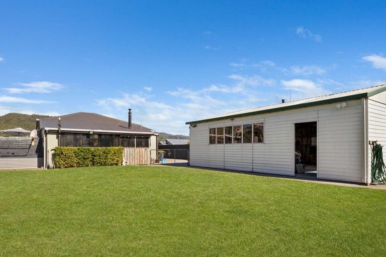 Photo of property in 58 Blake Street, Blaketown, Greymouth, 7805