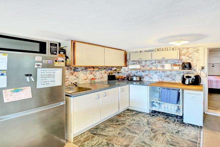 Photo of property in 124 Pohutukawa Avenue, Ohope, 3121