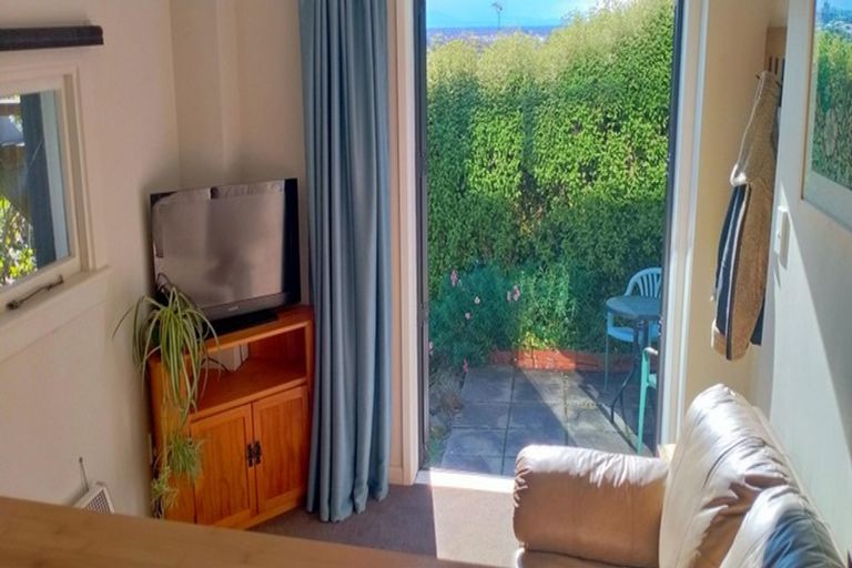 Photo of property in 6 Huntsbury Avenue, Huntsbury, Christchurch, 8022