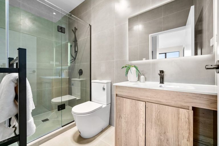 Photo of property in Oxford Street, Lansdowne, Masterton, 5810