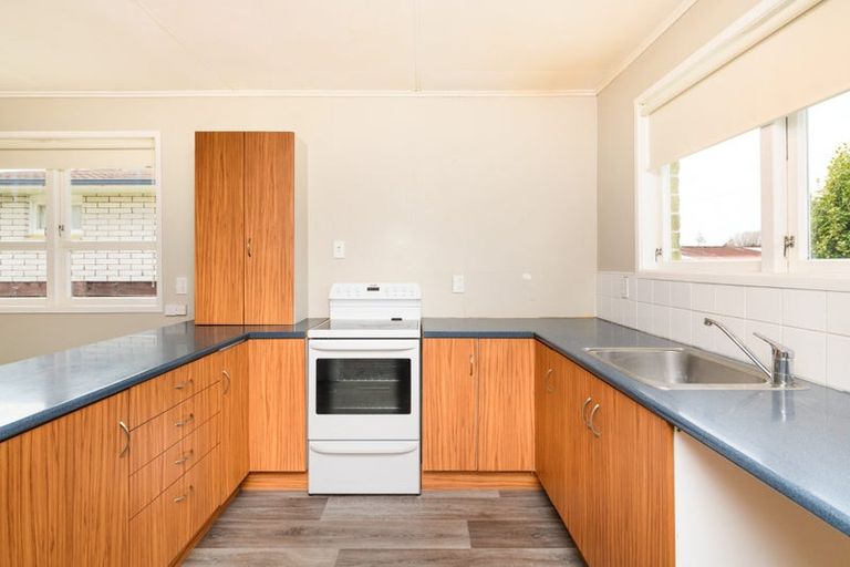 Photo of property in 13 Mcclure Street, Feilding, 4702