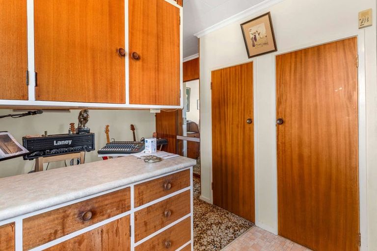 Photo of property in 43 Rugby Street, Levin, 5510