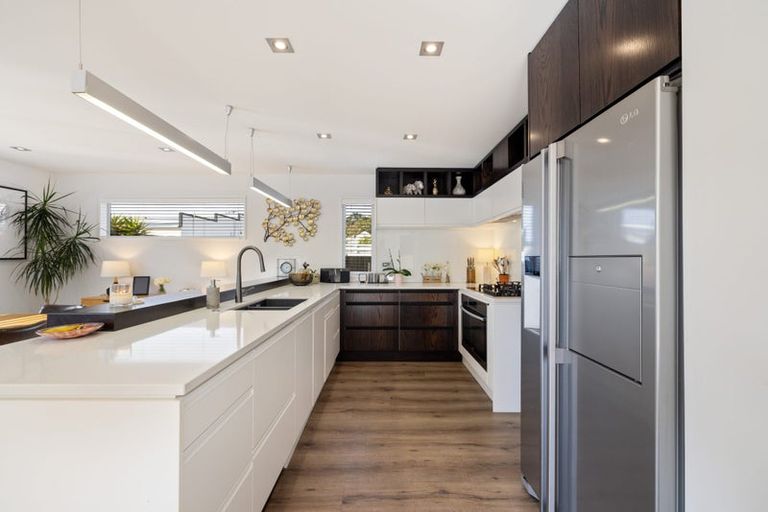 Photo of property in 153a Centaurus Road, Saint Martins, Christchurch, 8022