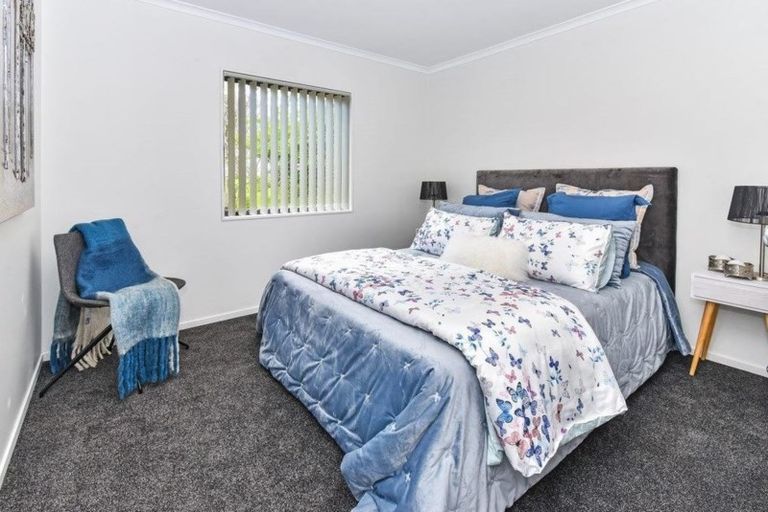 Photo of property in 60a Arimu Road, Papakura, 2110