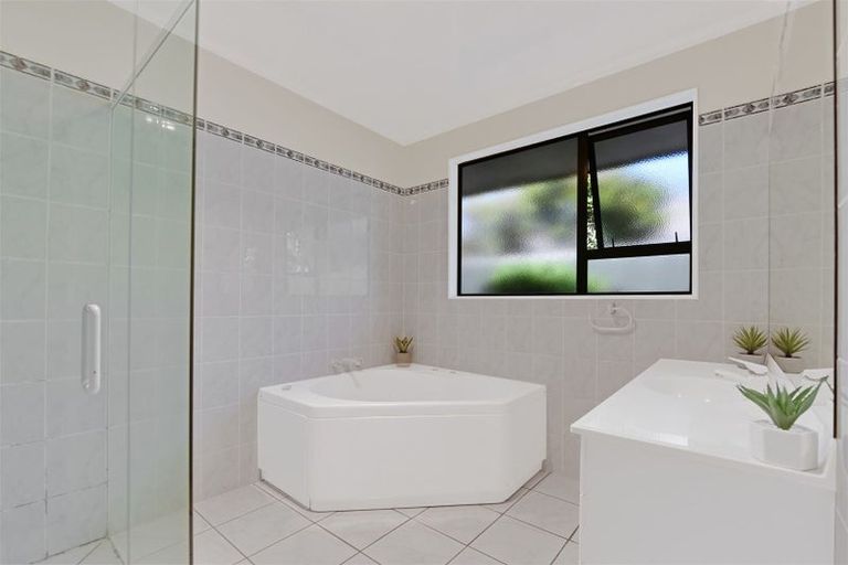 Photo of property in 18 Orpington Place, Stoke, Nelson, 7011