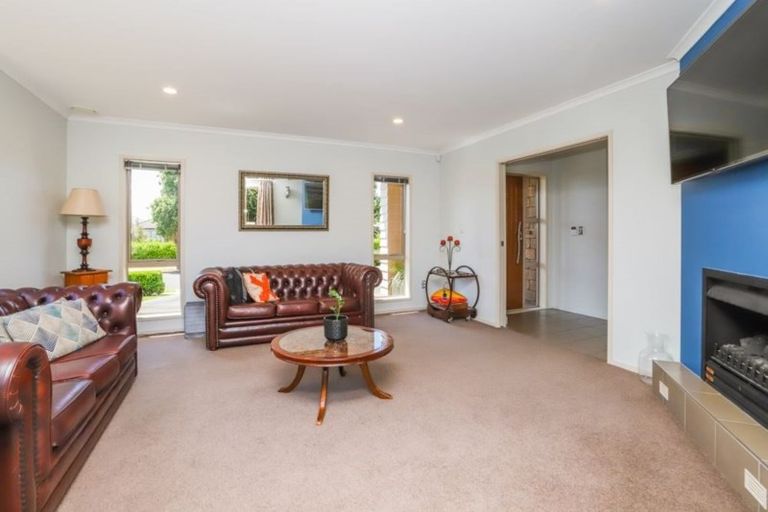 Photo of property in 24 Darjon Drive, Huntington, Hamilton, 3210