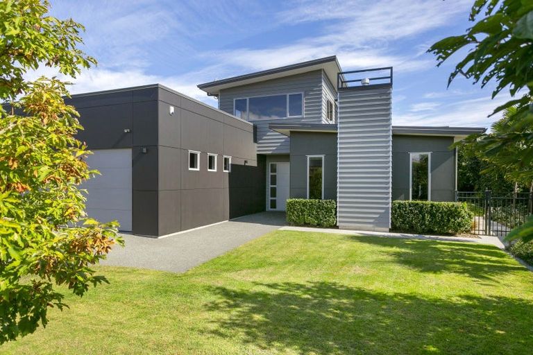 Photo of property in 19 Ernest Kemp Rise, Wharewaka, Taupo, 3330