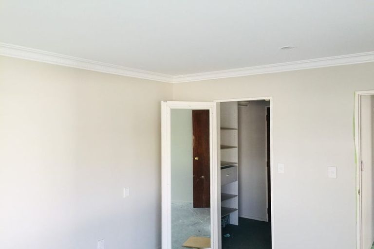 Photo of property in 11 Idesia Place, Totara Heights, Auckland, 2105