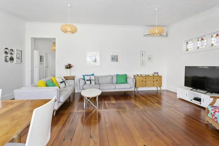 Photo of property in 30 Grosvenor Street, Cambridge, 3434