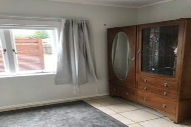 Photo of property in 537b Devonport Road, Tauranga South, Tauranga, 3112