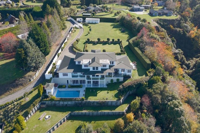 Photo of property in 423 Gillespie Place, Acacia Bay, Taupo, 3385