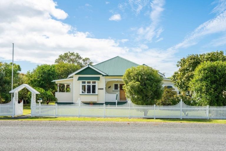 Photo of property in 25 Saint Marys Road, Waipu, 0510
