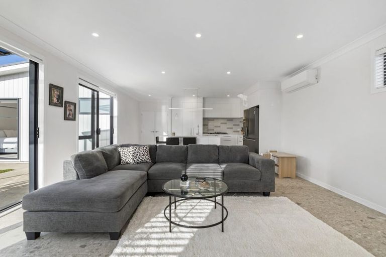 Photo of property in 15 Pamu Road, Whenuapai, Auckland, 0618