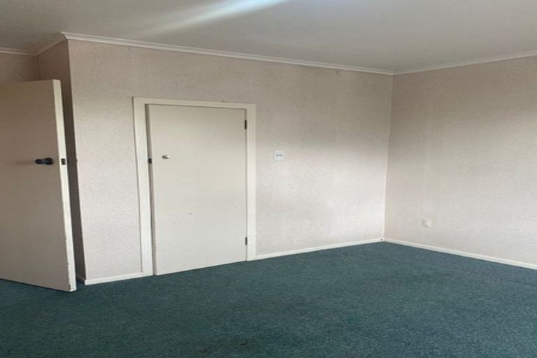 Photo of property in 2/29 Shirley Avenue, Papakura, 2110