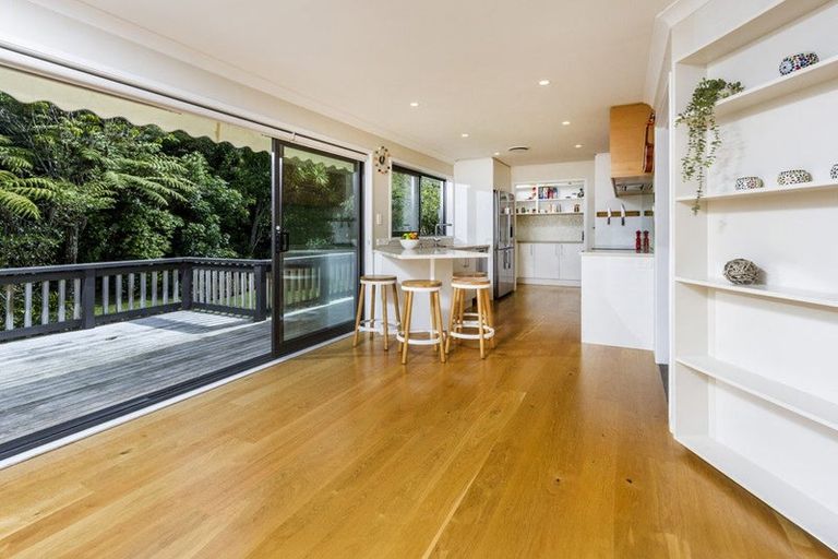 Photo of property in 6 Menear Lane, Hillcrest, Auckland, 0627