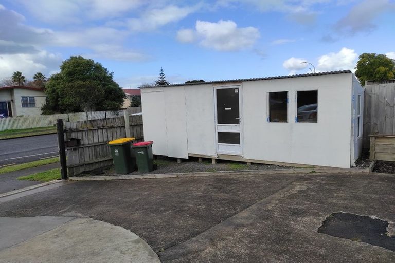 Photo of property in 19 Swallow Drive, Manurewa, Auckland, 2102