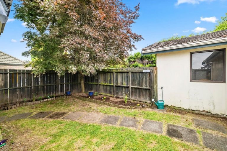 Photo of property in 2/18 Carnot Street, Glenholme, Rotorua, 3010