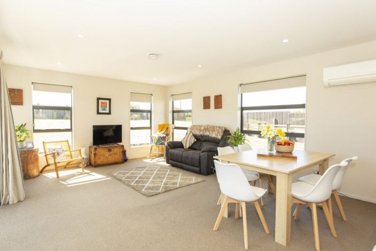 Photo of property in 16 Trent Place, Huntingdon, Ashburton, 7774