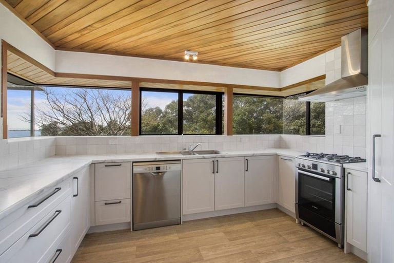 Photo of property in 20 Giles Way, Tanners Point, Katikati, 3177