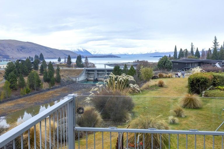 Photo of property in 6 Murray Place, Lake Tekapo, 7999