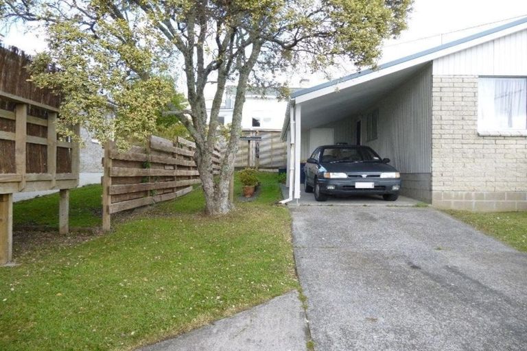 Photo of property in 1/27 Brandon Road, Glen Eden, Auckland, 0602