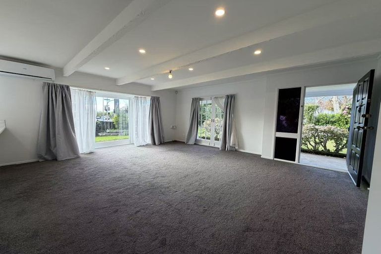 Photo of property in 1a Everglade Drive, Goodwood Heights, Auckland, 2105
