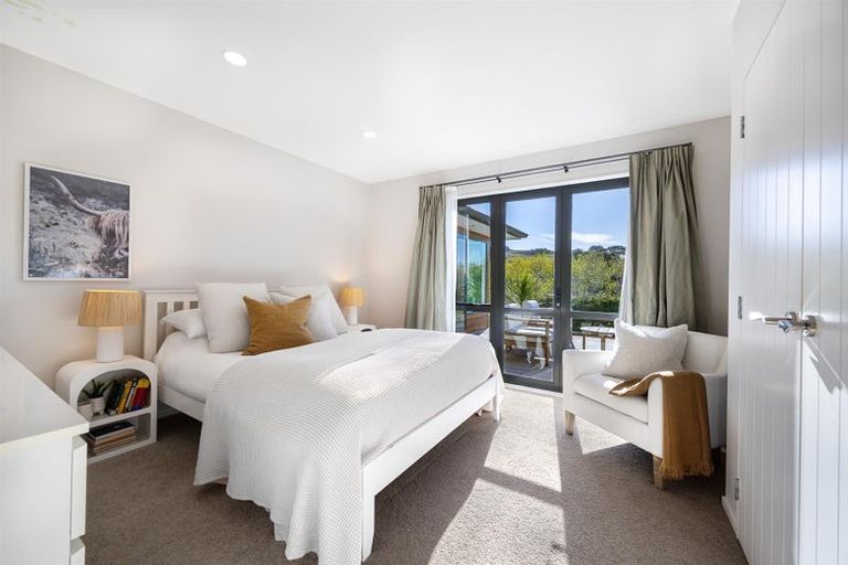 Photo of property in 883 Peak Road, Helensville, 0875