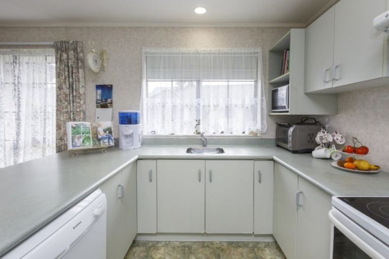 Photo of property in 8/63 North Street, Palmerston North, 4410