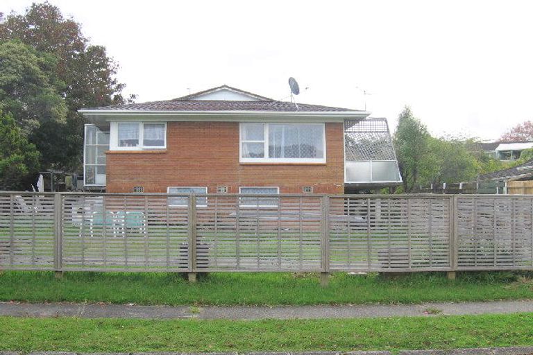 Photo of property in 2/22 Imatra Place, Sunnyhills, Auckland, 2010