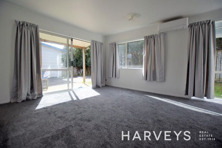 Photo of property in 46 Hindmarsh Street, Henderson, Auckland, 0612