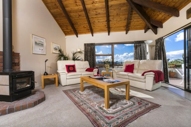 Photo of property in 193 Glamorgan Drive, Torbay, Auckland, 0630