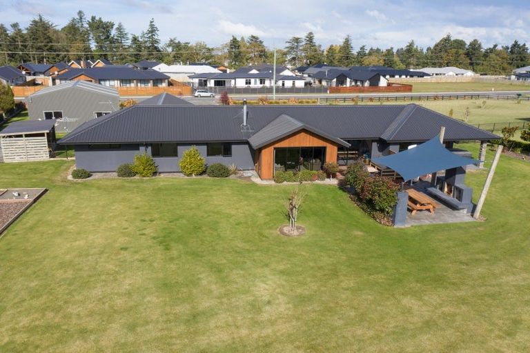 Photo of property in 136 Tarbottons Road, Tinwald, Ashburton, 7700