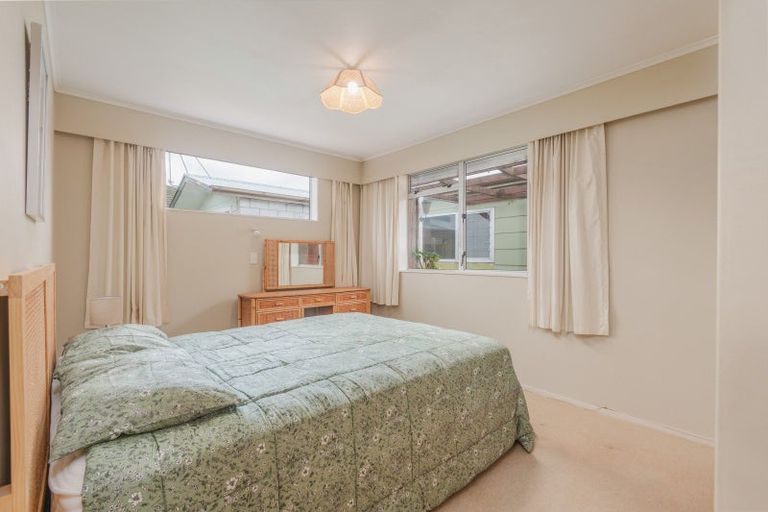 Photo of property in 23a Meadowbrook Drive, Cloverlea, Palmerston North, 4412