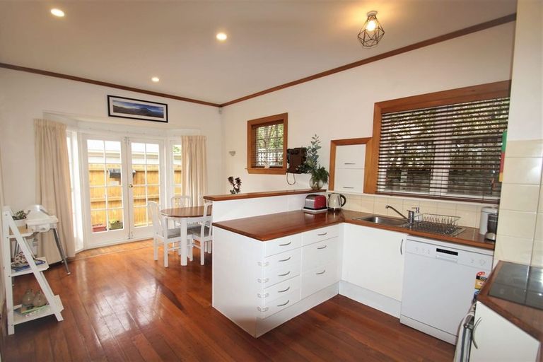 Photo of property in 4 Cardiff Avenue, Somerfield, Christchurch, 8024