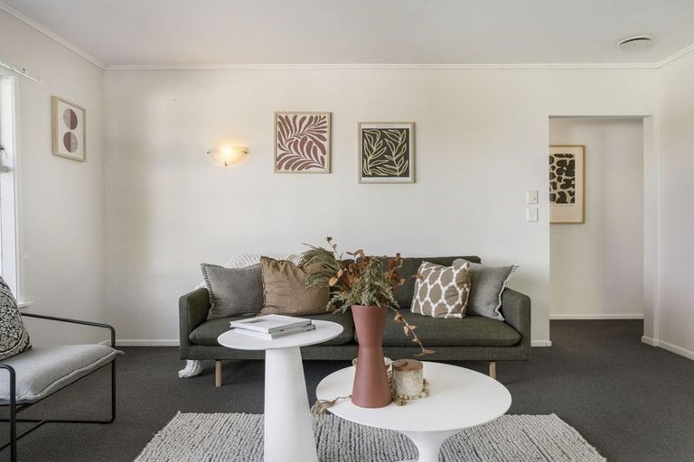 Photo of property in 9 Philip Place, Hillcrest, Auckland, 0627