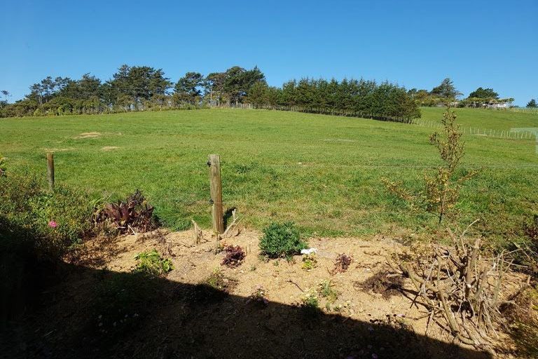 Photo of property in 30 Mclachlan Road, Kaukapakapa, Warkworth, 0984