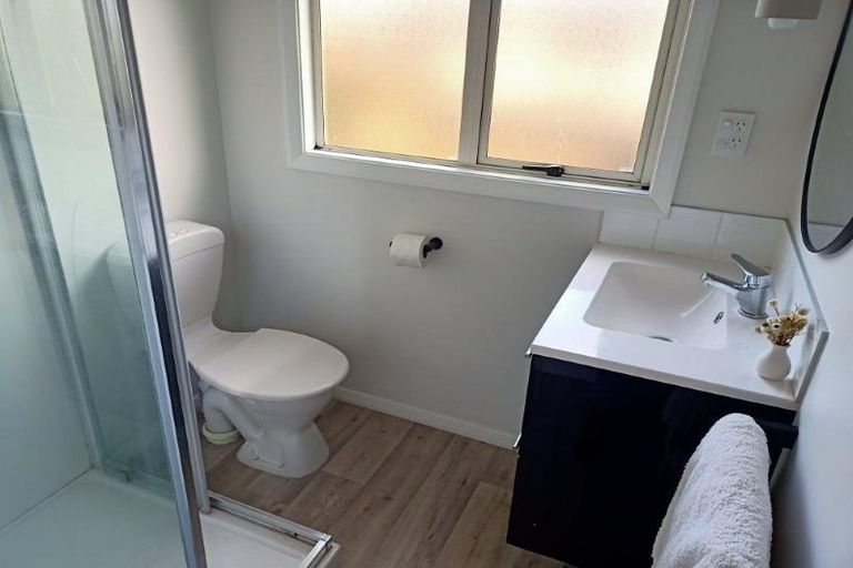 Photo of property in 11 Kendal Avenue, Burnside, Christchurch, 8053