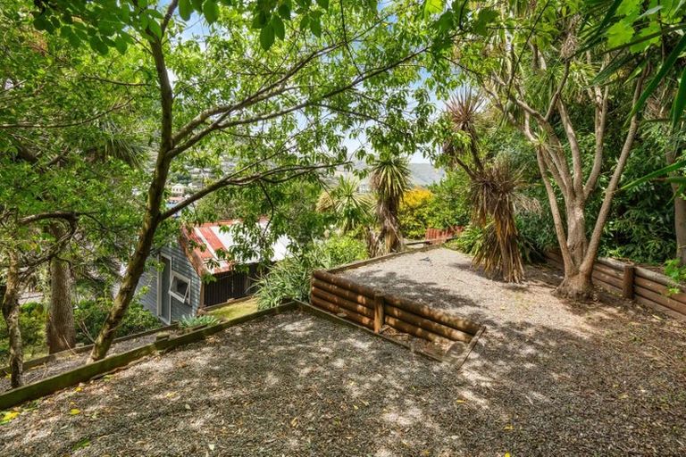 Photo of property in 11 Hawkhurst Road, Lyttelton, 8082