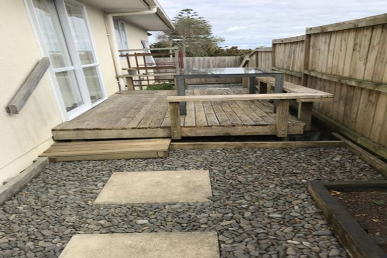 Photo of property in 5 Rodney Street, Howick, Auckland, 2014