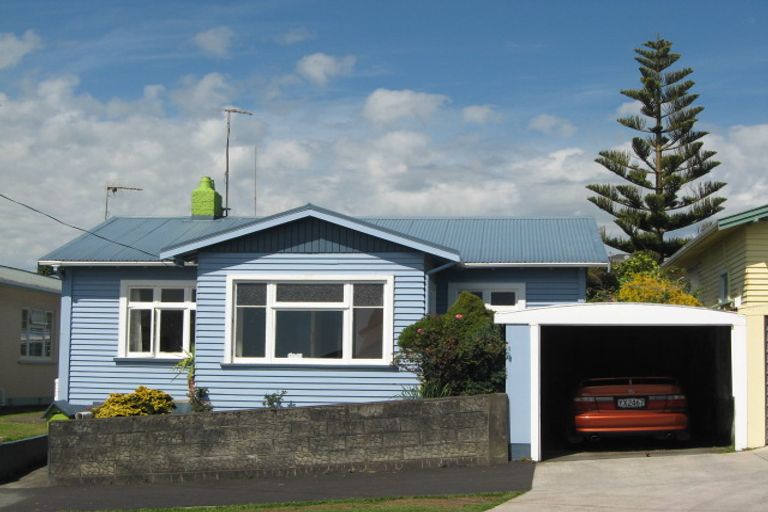 Photo of property in 94 Buller Street, New Plymouth, 4312