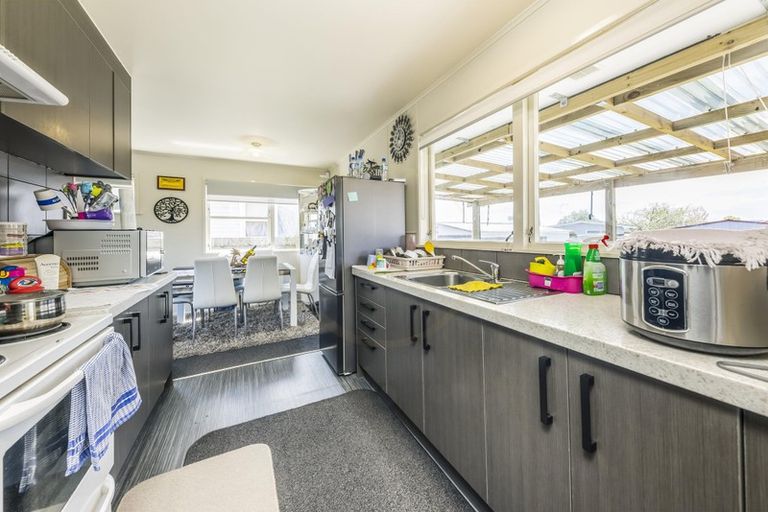 Photo of property in 13 Wordsworth Road, Manurewa, Auckland, 2102